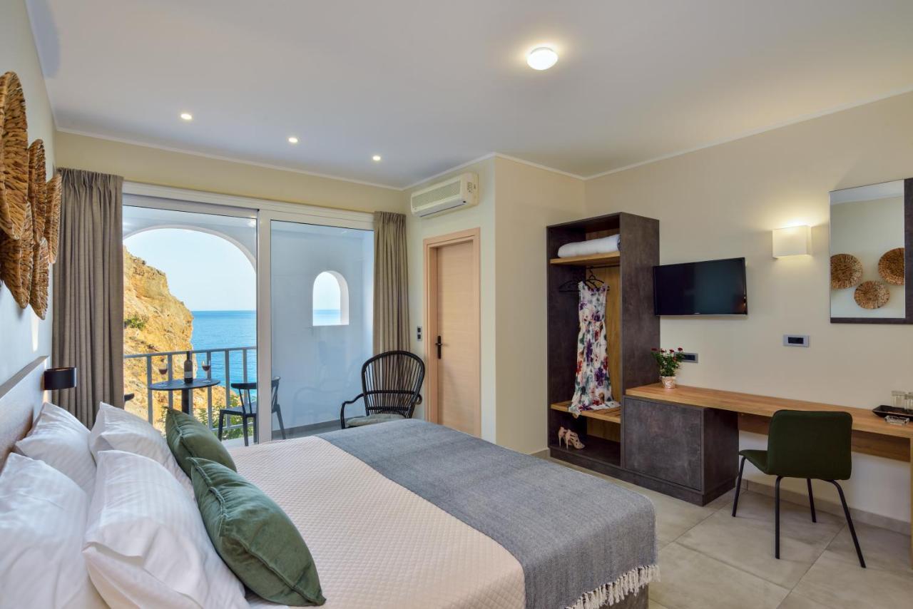 Aparthotel Ilingas Mare à Chora Sfakion Extérieur photo